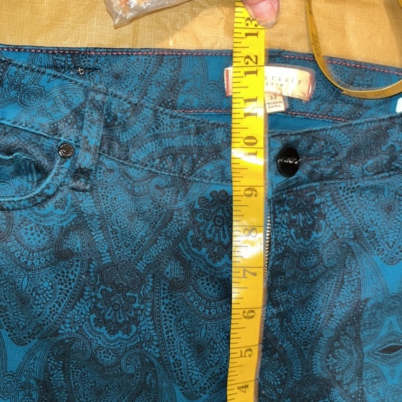 Sanctuary size 32 The Charmer aqua green paisley print jeans true to size - Picture 12 of 16